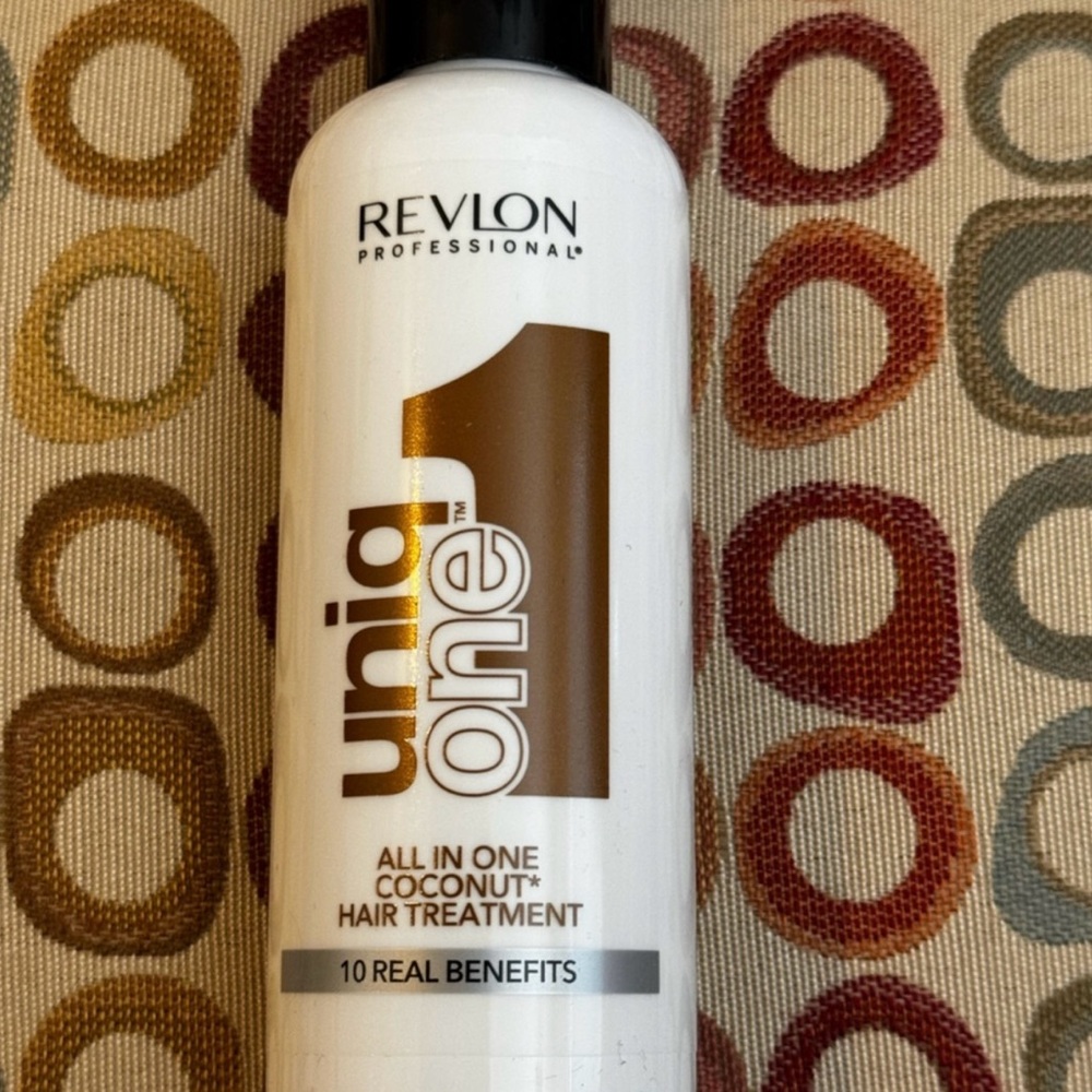 Revlon Uniq One All In One Coconut Hair Treatment